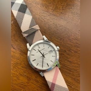 Burberry unisex watch